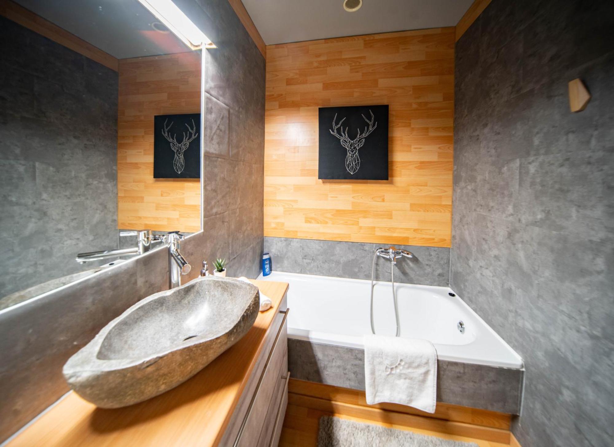 Lovely Flat By The Castle For 4Ppl Будапеща Екстериор снимка