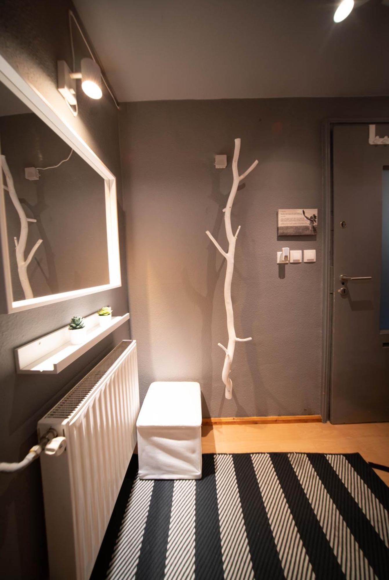 Lovely Flat By The Castle For 4Ppl Будапеща Екстериор снимка